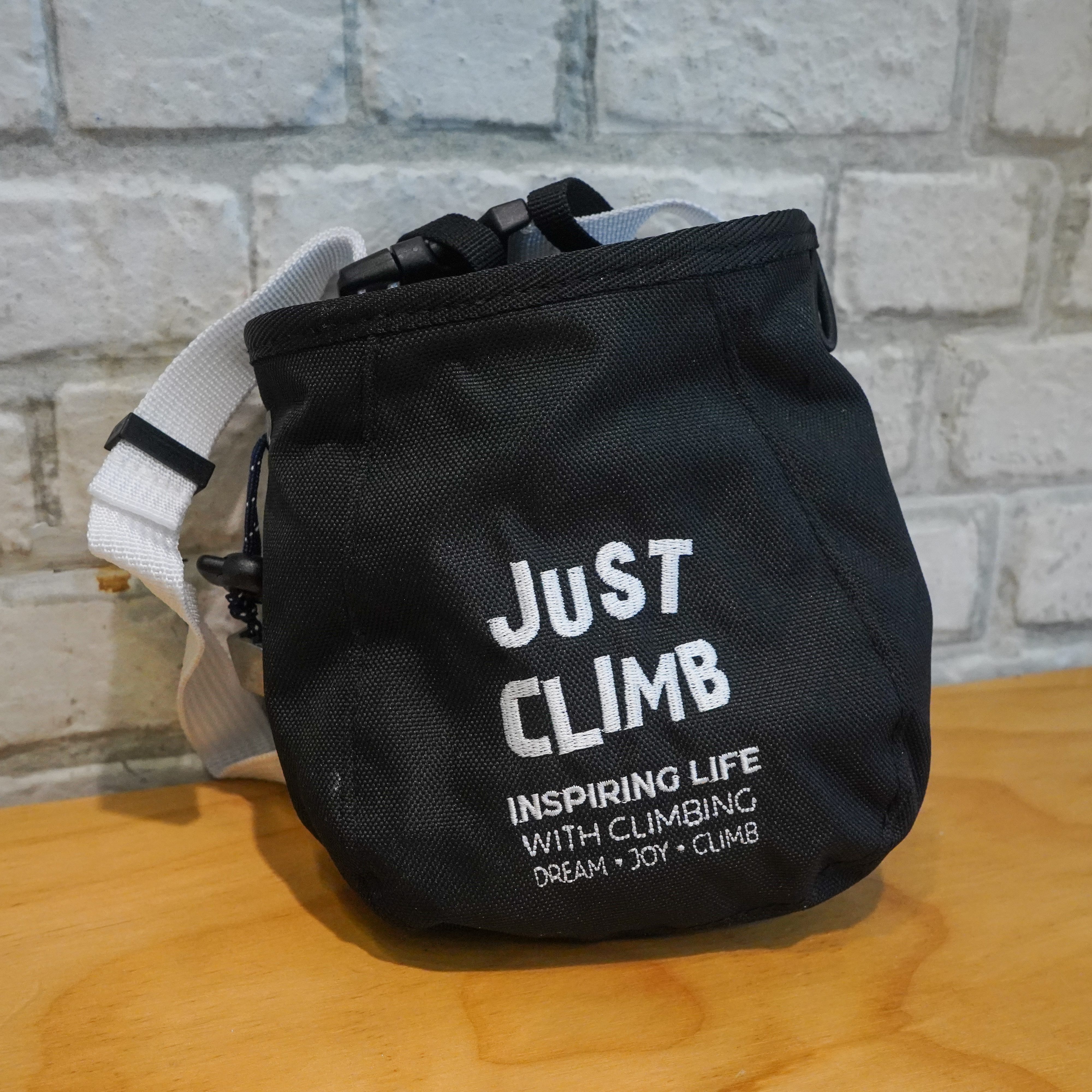 Protected: JUST CLIMB 粉袋